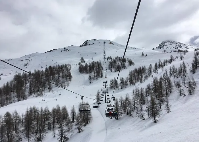 89 Palace 2 דירה *